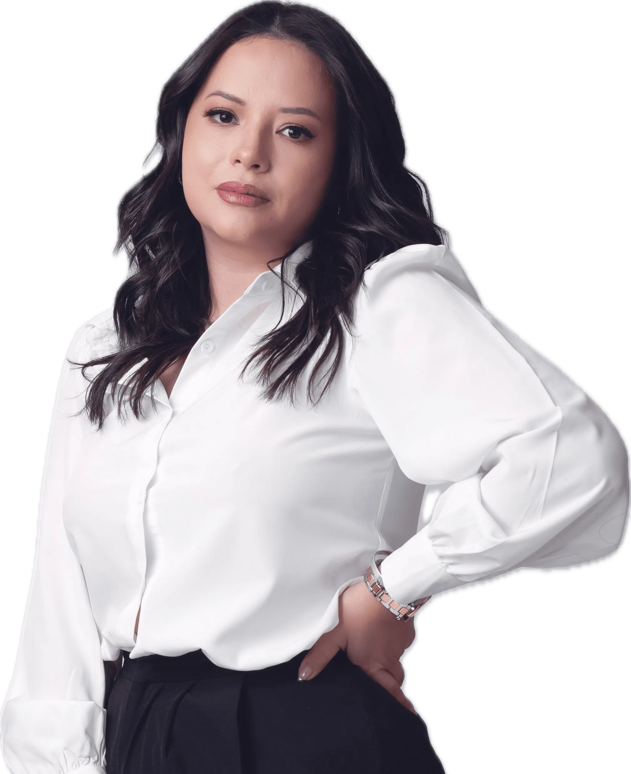 Dra. Diana com camisa branca elegante.